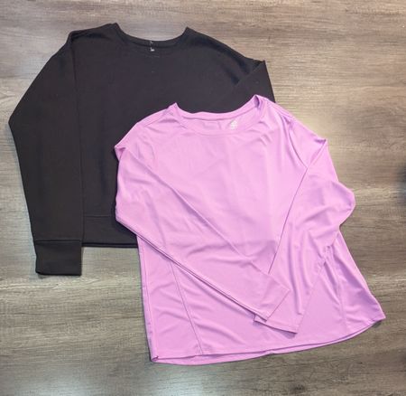 3887 - Athletic, Athleta Long Sleeves T-Shirts and Sweatshirt