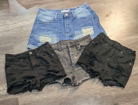 3909 - Y2K Style Denim Shorts