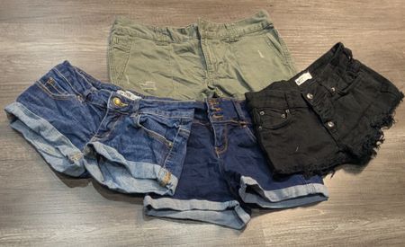 3920 - Forever 21, Y2K Style Shorts