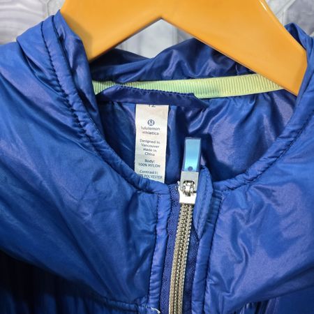 AV-1026 Lululemon Jackets