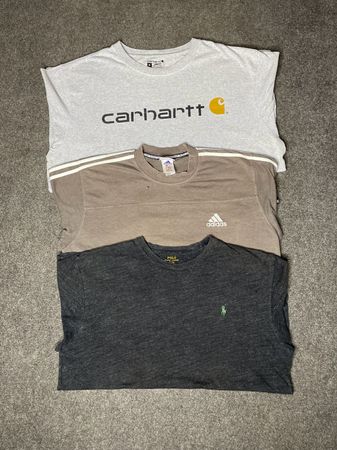 Vintage branded Crew Neck T_Shirts 40 Pieces