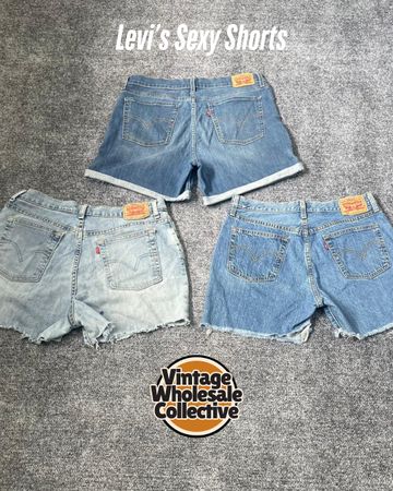 Levi’s Sexy Shorts - (21/02)