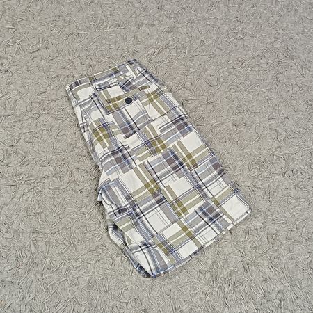 CALÇA DE MOLETON E BERMUDA DE ALGODÃO SEM MARCA