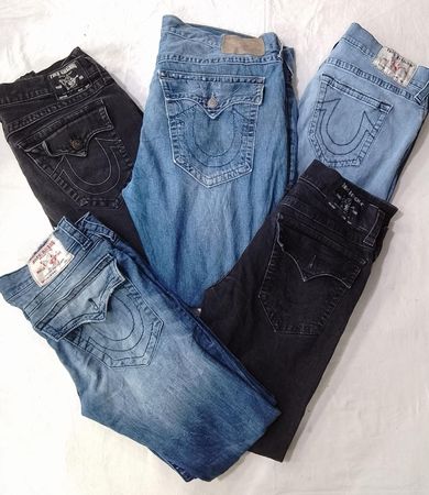 CR6747 True Religion Men’s Jeans
