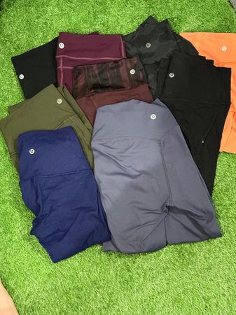 「Lululemon レギンス」