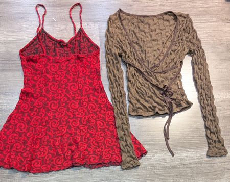 4012 - Y2K Style Blouses