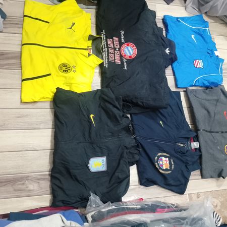 Mixbrand football club wind breaker and tracksuit