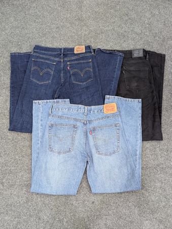 CRZ1963 Ladies Levi’s Jeans