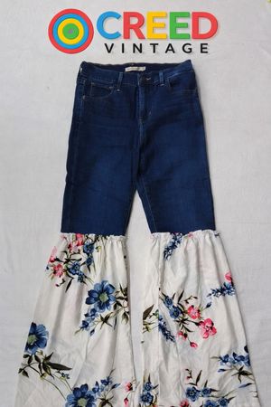 CR6812 Upcycled Flare Jeans