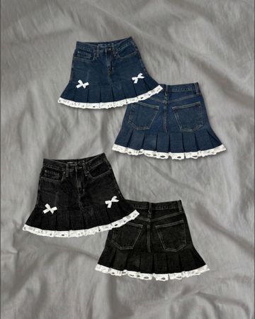 Jupe mini en denim upcyclé