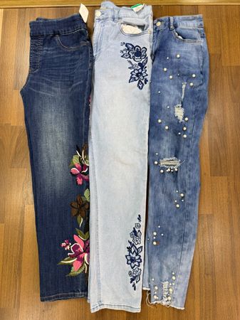 AV-1104 Y2K Style Denim Jeans