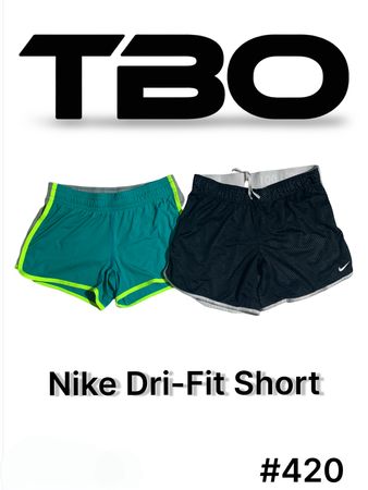 Nike drifit short    # 420