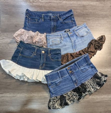 4062 - Upcycled Mini-Röcke
