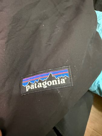 AVG-0275 Patagonia Jackets
