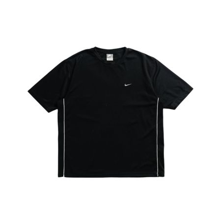 Nike T-shirt
