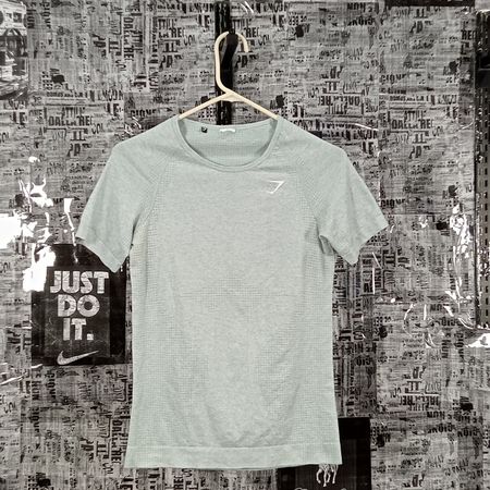 GYM SHARK T-SHIRTS & TANK TOPS BUNDLE 27