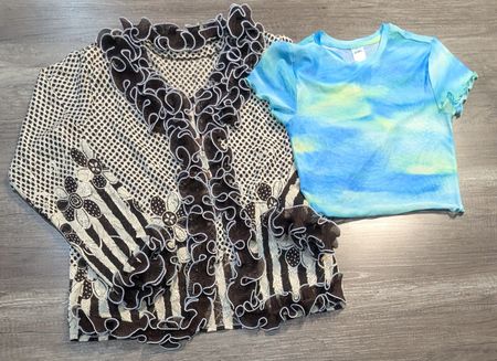 4143 - Blusas Estilo Y2K