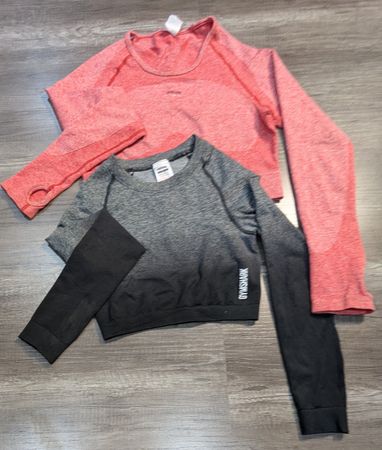 4168 - Gymshark Crop Top