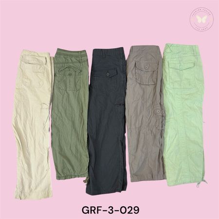 Women’s Utility Cargo Capris – Relaxed Fit, Breathable Cotton, Travel Ready  (GRF-3-029)