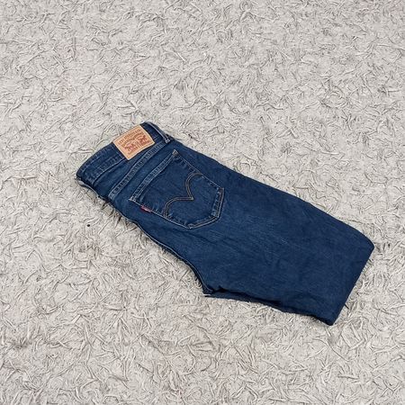 LEVI'S WOMAN'S DENIM JEANS - BUNDLE 29