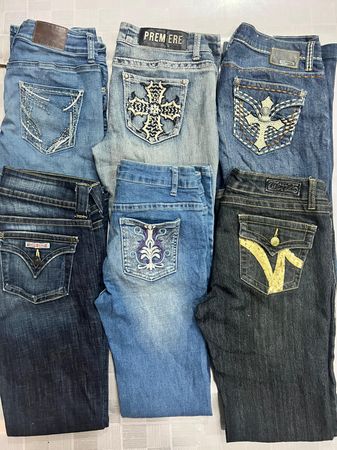 R447 Ladies Y2k Embellished & Embroidered Flared Jeans