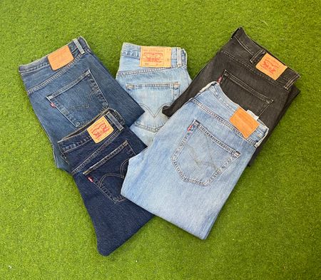Levis 501 Jeans