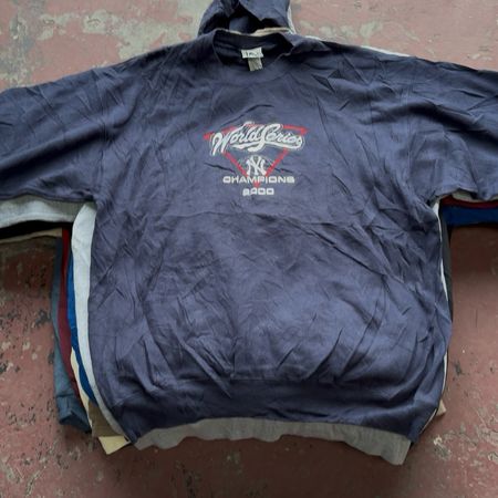 LEE MIXED SWEATSHIRTS EXACT BUNDLE - GRADE AB - 40pc