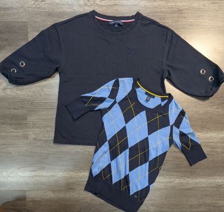 4208 - Tommy Hilfiger Sweaters, Cardigan