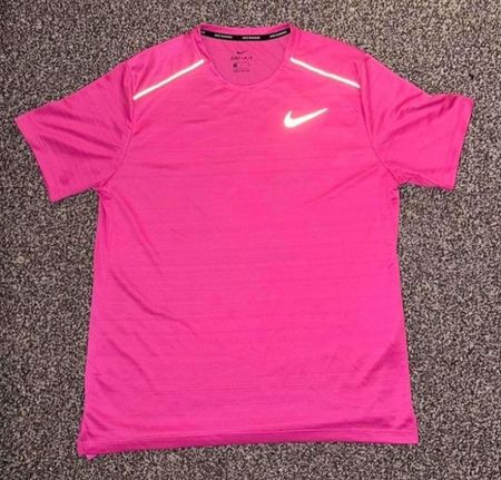 Authentic Nike T-Shirts✨