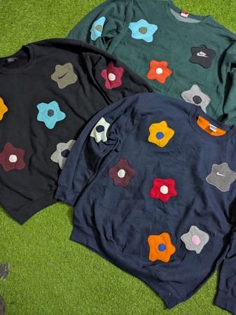 Upcycle Nike flowers patchwork sweatshirt
