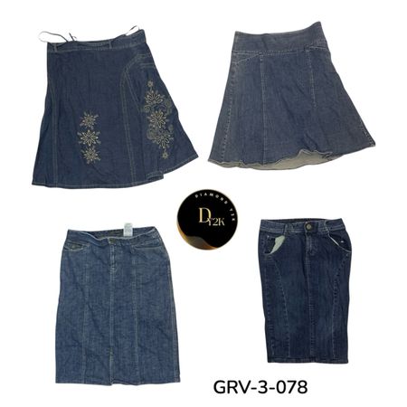 Authentic Y2K Denim Long Skirt – Vintage 2000s Style. (GRV-3-078)