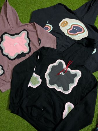 Sudaderas con capucha patchwork de Nike reutilizadas