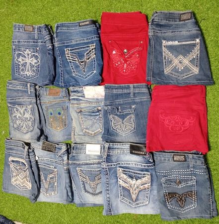 VIGOSS AND OTHER MIX BRANDS MINI SKIRTS (C 61)