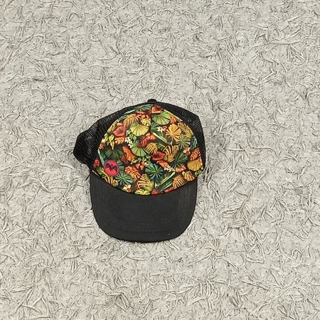 VINTAGE CAPS BUNDLE 12