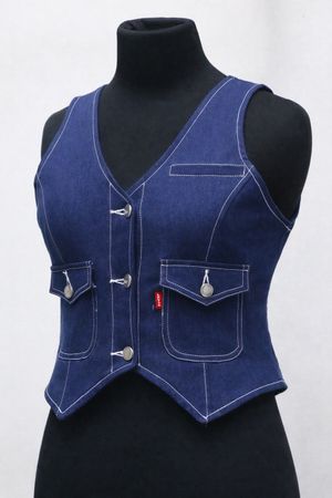 CR1409 Upcycled Structured Vest