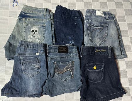 GUESS AND OTHER MIX BRANDS SHORTS (MD 1302)
