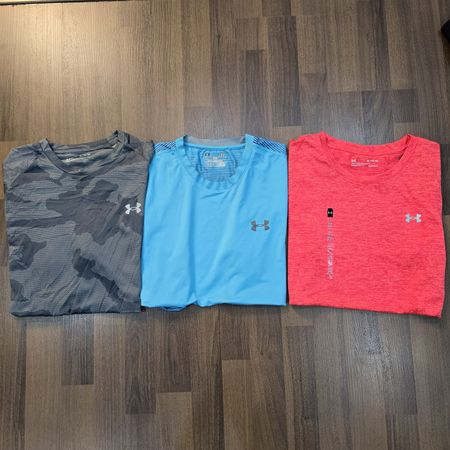 AV-1225 Under Armour T-Shirts s/s