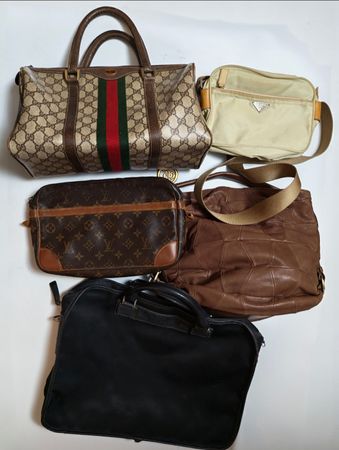 Title
Luxury Bags Bundle – Louis Vuitton / Prada / Gucci / Burberry / Bally – 5 Items – Designer Lot
.