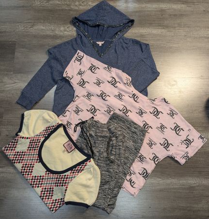 4418 - T-shirts à manches longues et à manches courtes Juicy Couture, Pantalons, Sweat-shirts