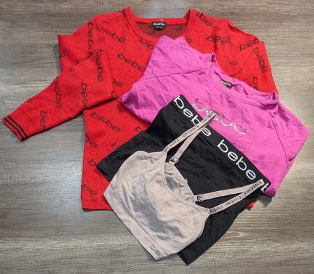 4421 - T-shirts à manches demi-longues Juicy Couture, Bra, Short, Sweatshirt