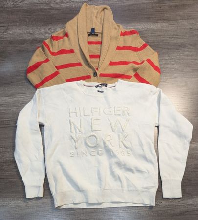 4433 - Tommy Hilfiger Sweaters and Sweatshirt