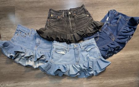 4441 - Saias de Jeans Recicladas
