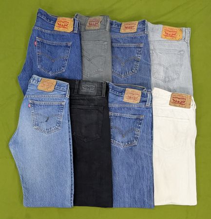 RV2504 Levi's 501 Jeans