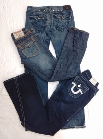 CR6986 True Religion Flare & Straight Jeans