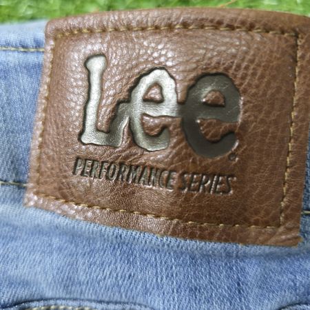 AV-1266 Lee Jeans