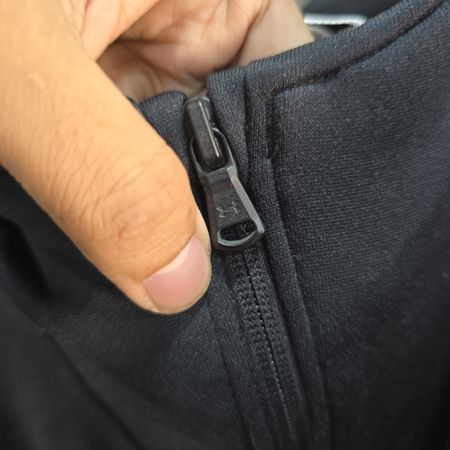 AV-1273 Under Armour Track Jackets