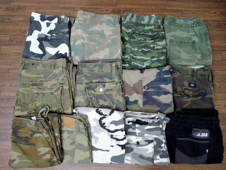 カモフラージュパンツ