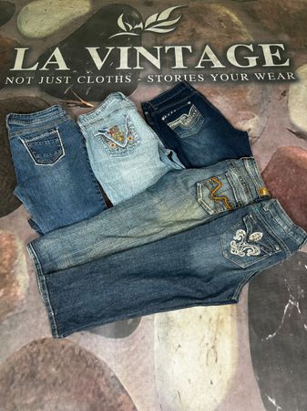 Denim capris, cropped jeans, clam-diggers, 3/4 pants