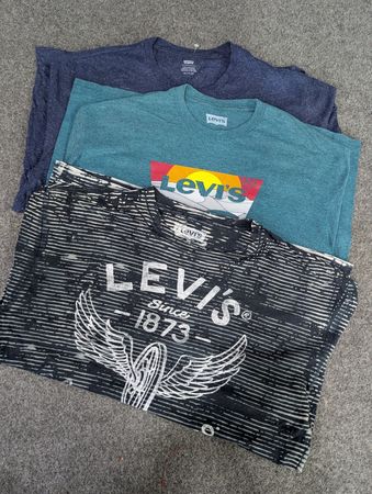 ZV2071 Levi’s T-Shirts