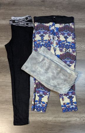 4543 - Bebe Legging und Shorts